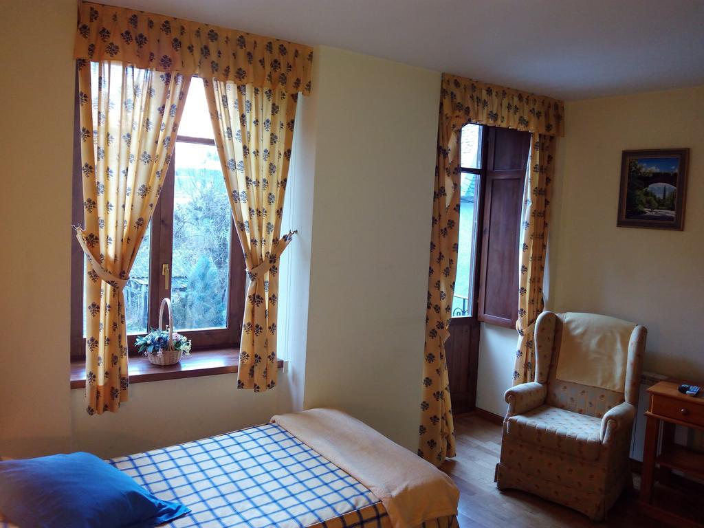 ホテル Casa Es Neres レス エクステリア 写真