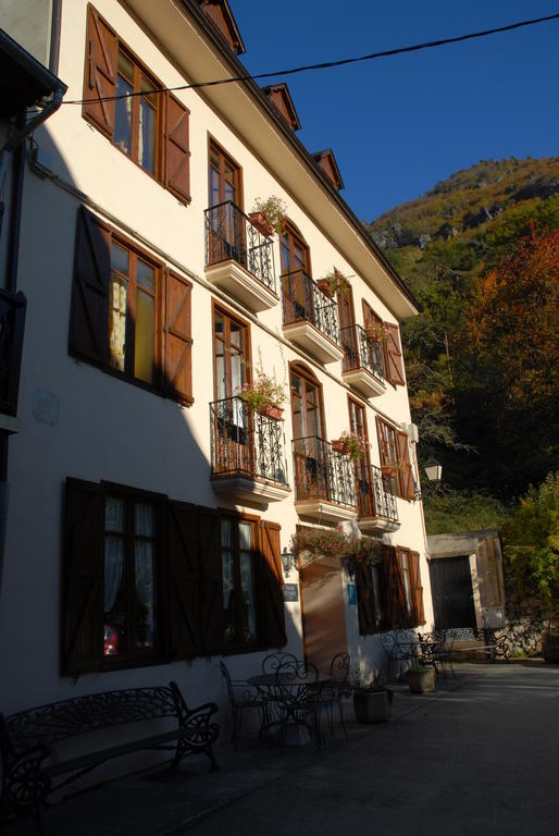 ホテル Casa Es Neres レス エクステリア 写真