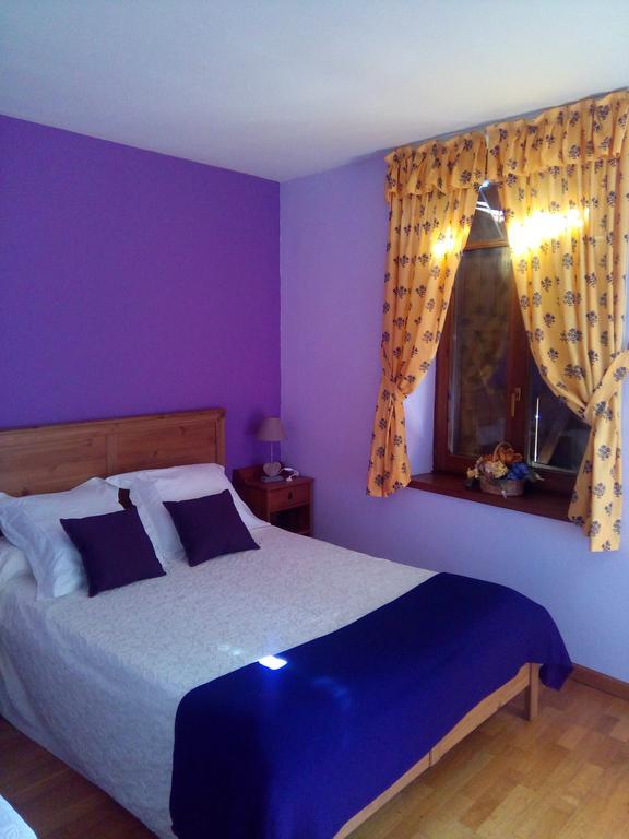 ホテル Casa Es Neres レス エクステリア 写真